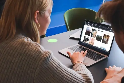 Live Marketplace Share Posts